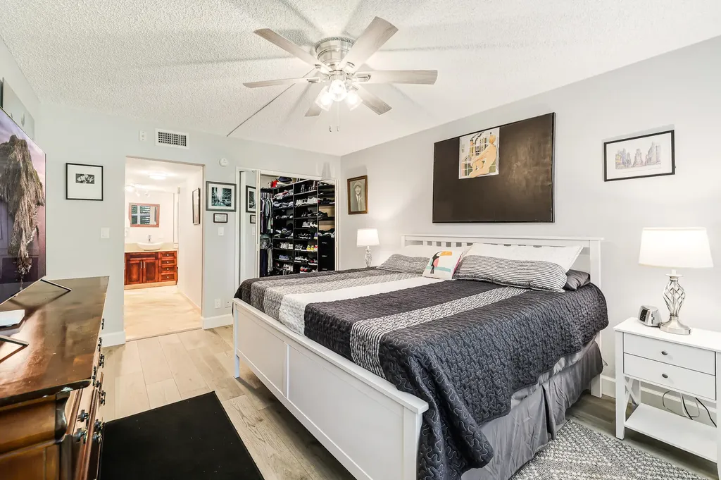 933 Cypress Grove Drive Pompano Beach FL 33069
