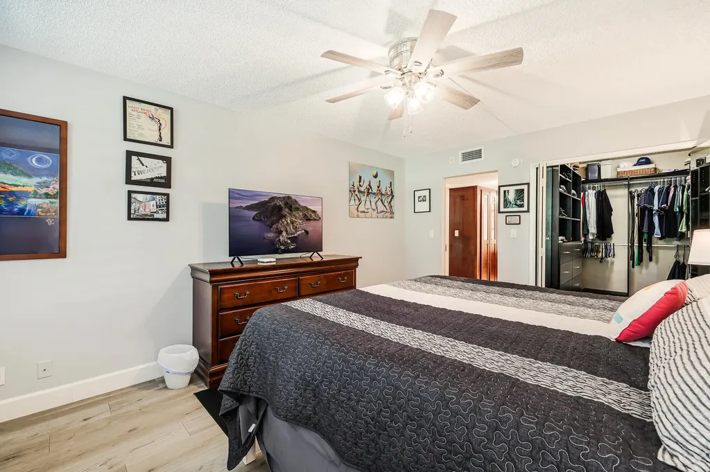 933 Cypress Grove Drive Pompano Beach FL 33069