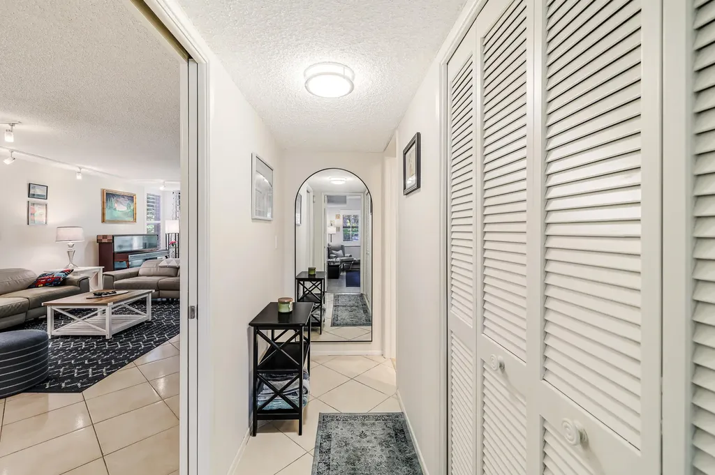 933 Cypress Grove Drive Pompano Beach FL 33069