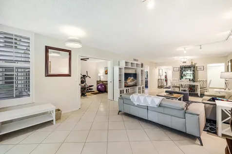 933 Cypress Grove Drive Pompano Beach FL 33069