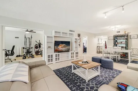 933 Cypress Grove Drive Pompano Beach FL 33069
