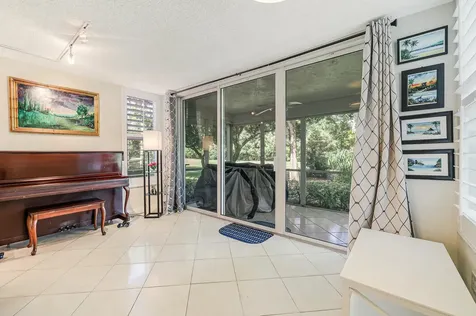 933 Cypress Grove Drive Pompano Beach FL 33069