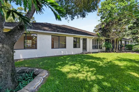 11453 Shady Oaks Lane North Palm Beach FL 33408