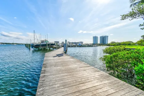 11453 Shady Oaks Lane North Palm Beach FL 33408
