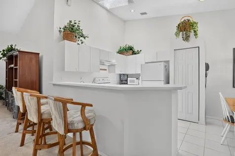 8100 Via Di Veneto Boca Raton FL 33496