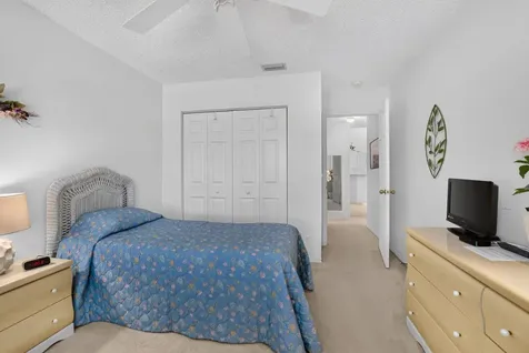8100 Via Di Veneto Boca Raton FL 33496