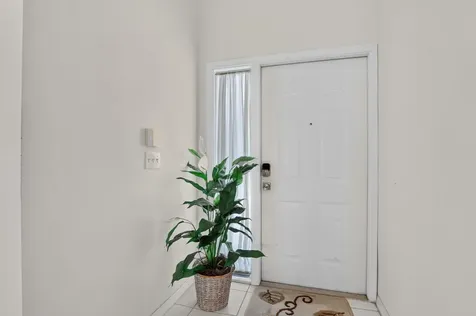 8100 Via Di Veneto Boca Raton FL 33496