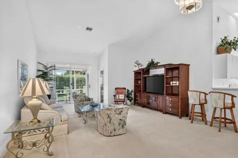 8100 Via Di Veneto Boca Raton FL 33496