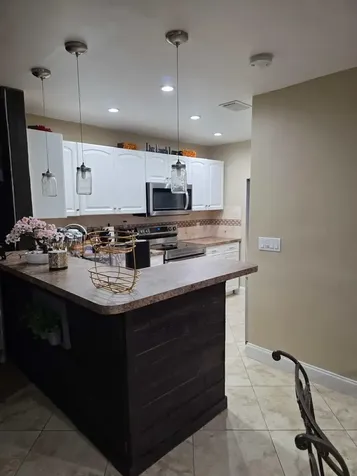 10046 Winding Lake Road Sunrise FL 33351