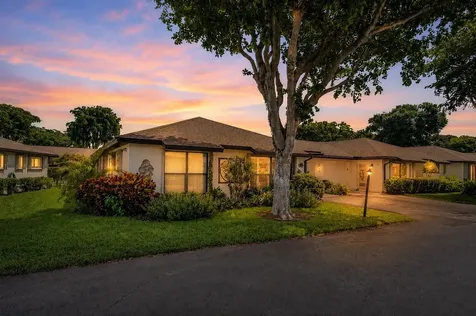 4762 Greentree Drive Boynton Beach FL 33436