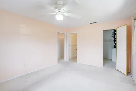 2886 E Fernley Drive E West Palm Beach FL 33415