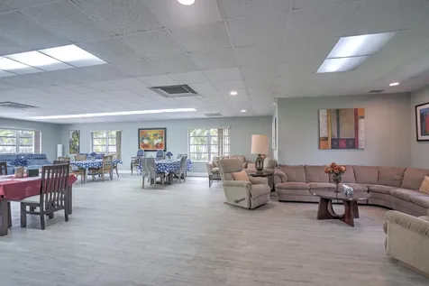 2886 E Fernley Drive E West Palm Beach FL 33415