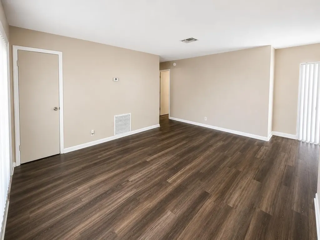 4125 Woodside Drive Coral Springs FL 33065