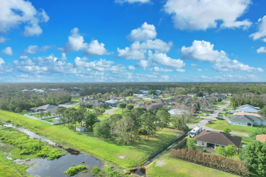 5464 NW Boydga Avenue Port St Lucie FL 34986