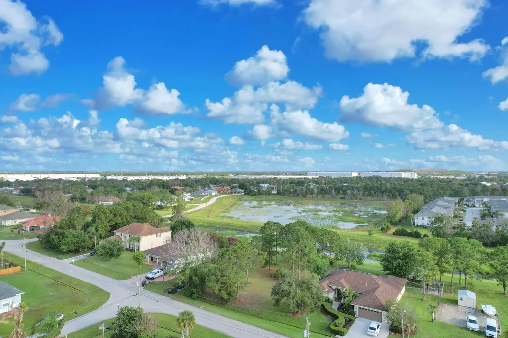 5464 NW Boydga Avenue Port St Lucie FL 34986