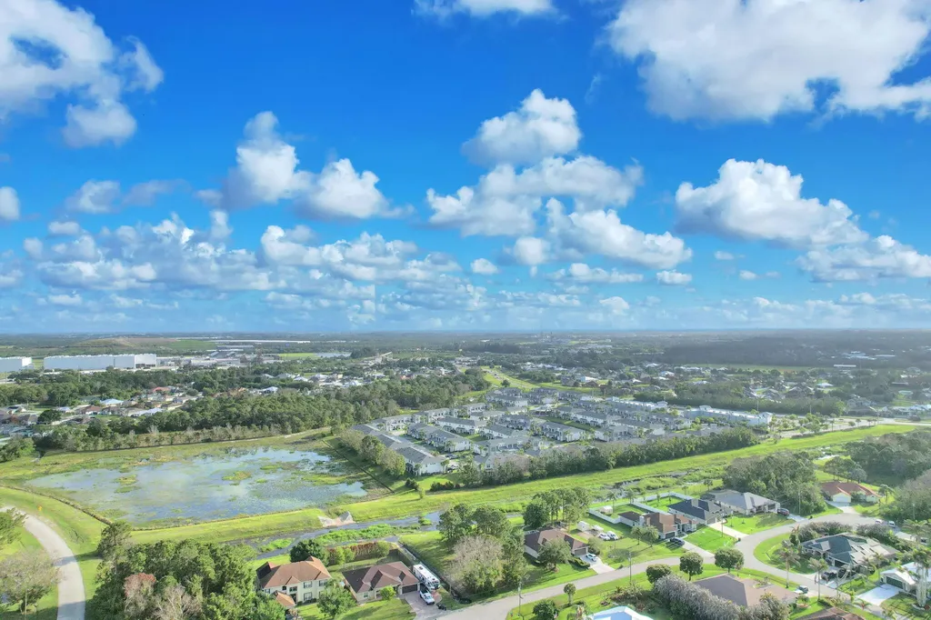 5464 NW Boydga Avenue Port St Lucie FL 34986