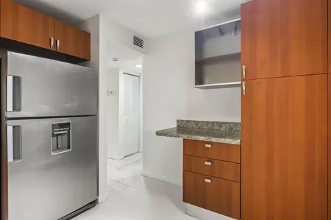 14 Vía De Casas Sur Boynton Beach FL 33426