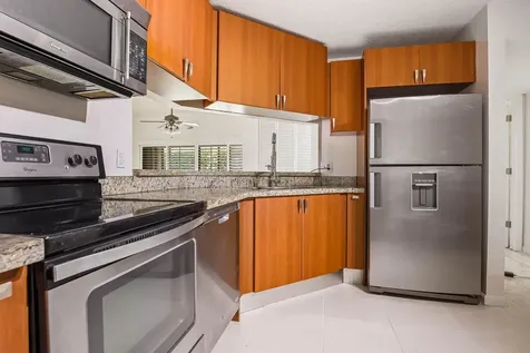 14 Vía De Casas Sur Boynton Beach FL 33426