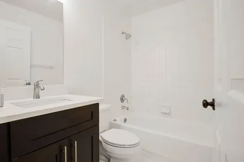 14 Vía De Casas Sur Boynton Beach FL 33426