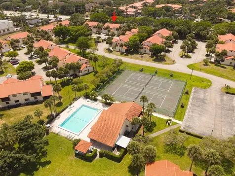 14 Vía De Casas Sur Boynton Beach FL 33426