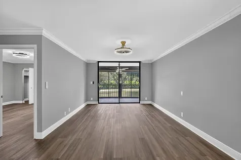 6935 Huntington Lane Delray Beach FL 33446