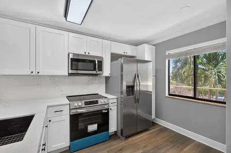 6935 Huntington Lane Delray Beach FL 33446