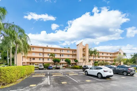6795 Huntington Lane Delray Beach FL 33446