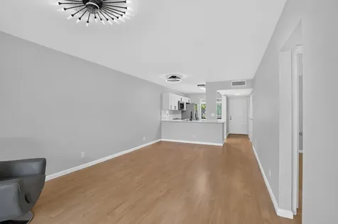 6795 Huntington Lane Delray Beach FL 33446
