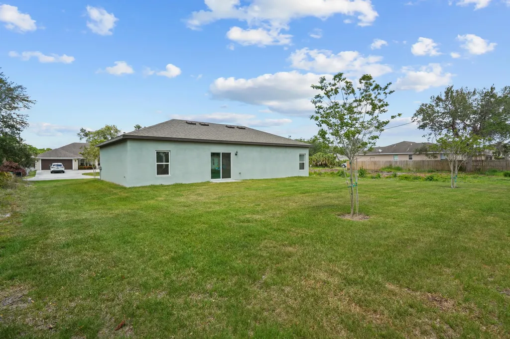 1620 SW Escobar Lane Port St Lucie FL 34953