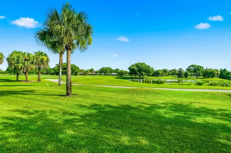 700 Summerwood Lane SW Vero Beach FL 32962