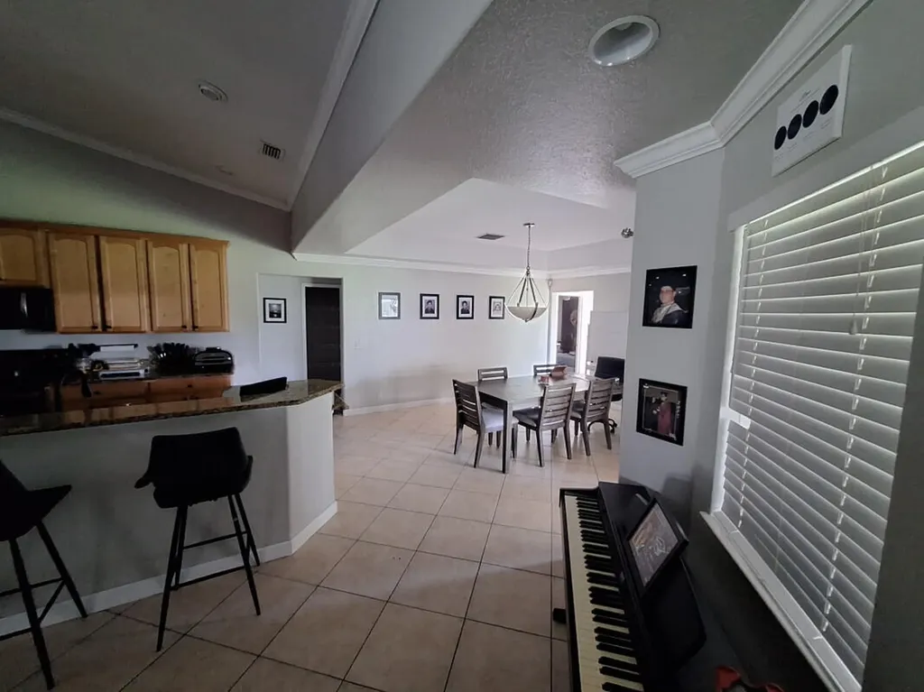 1942 SW Delmonico Avenue Port St Lucie FL 34953