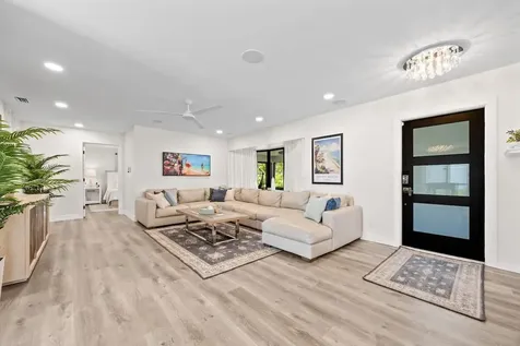 526 Linnet Circle Delray Beach FL 33444