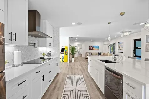 526 Linnet Circle Delray Beach FL 33444