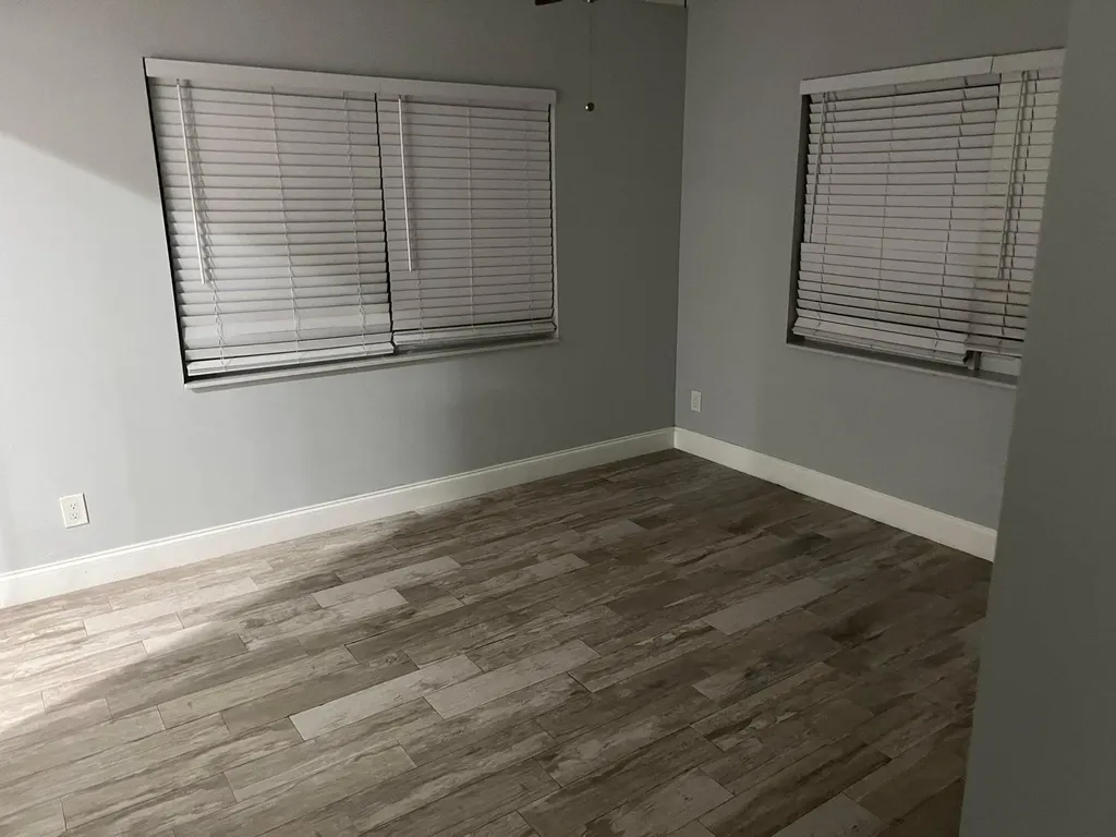 817 S L Street Lake Worth Beach FL 33460