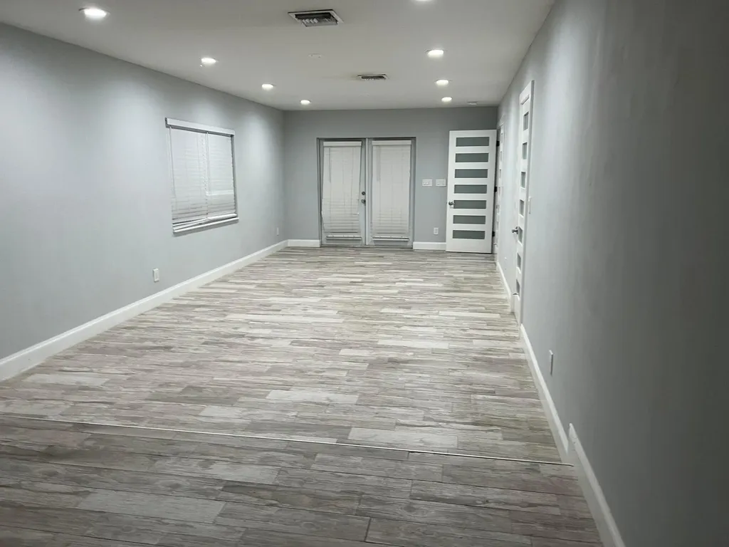 817 S L Street Lake Worth Beach FL 33460