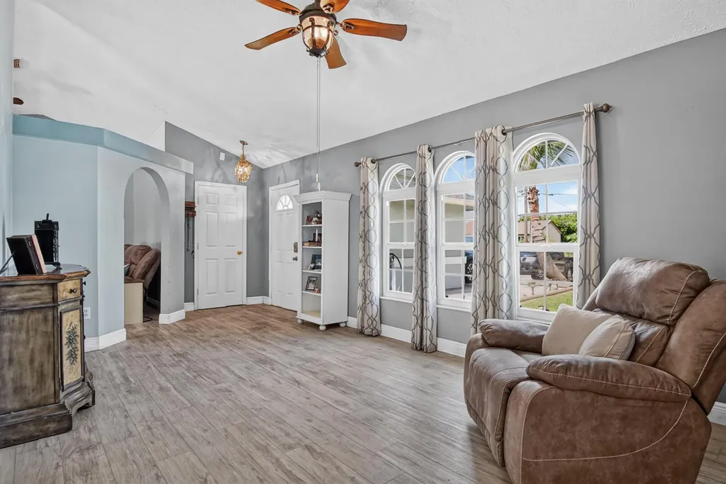 3005 SE Wake Road Port St Lucie FL 34984