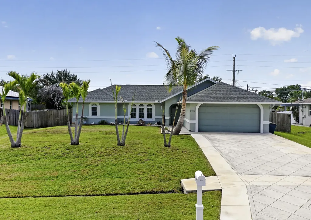3005 SE Wake Road Port St Lucie FL 34984