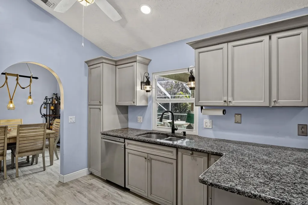 3005 SE Wake Road Port St Lucie FL 34984