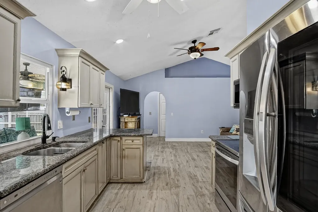 3005 SE Wake Road Port St Lucie FL 34984