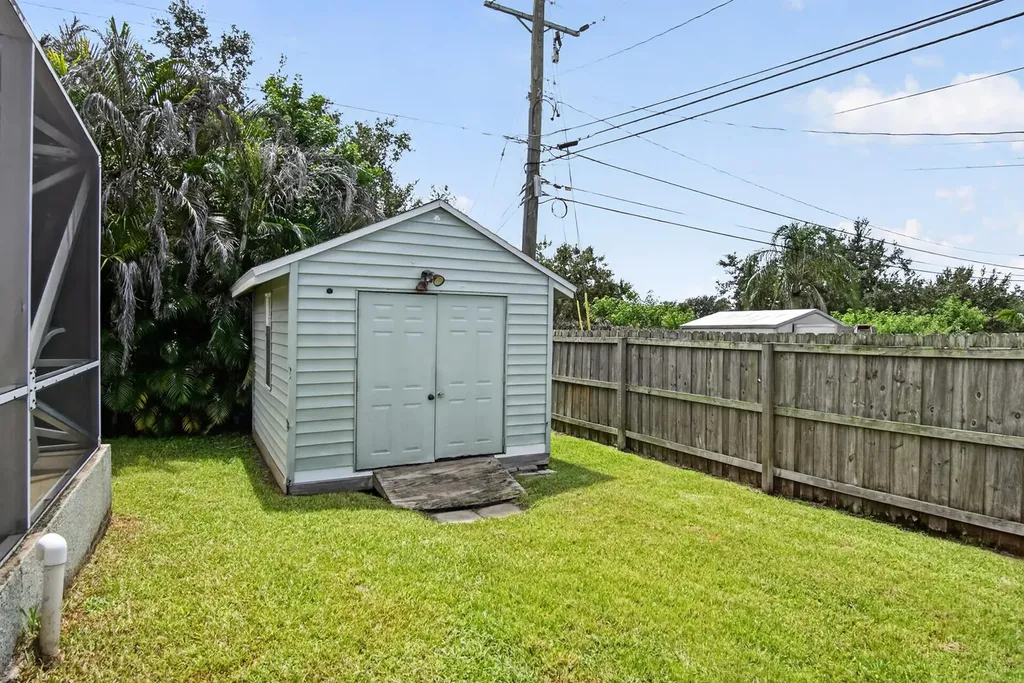 3005 SE Wake Road Port St Lucie FL 34984