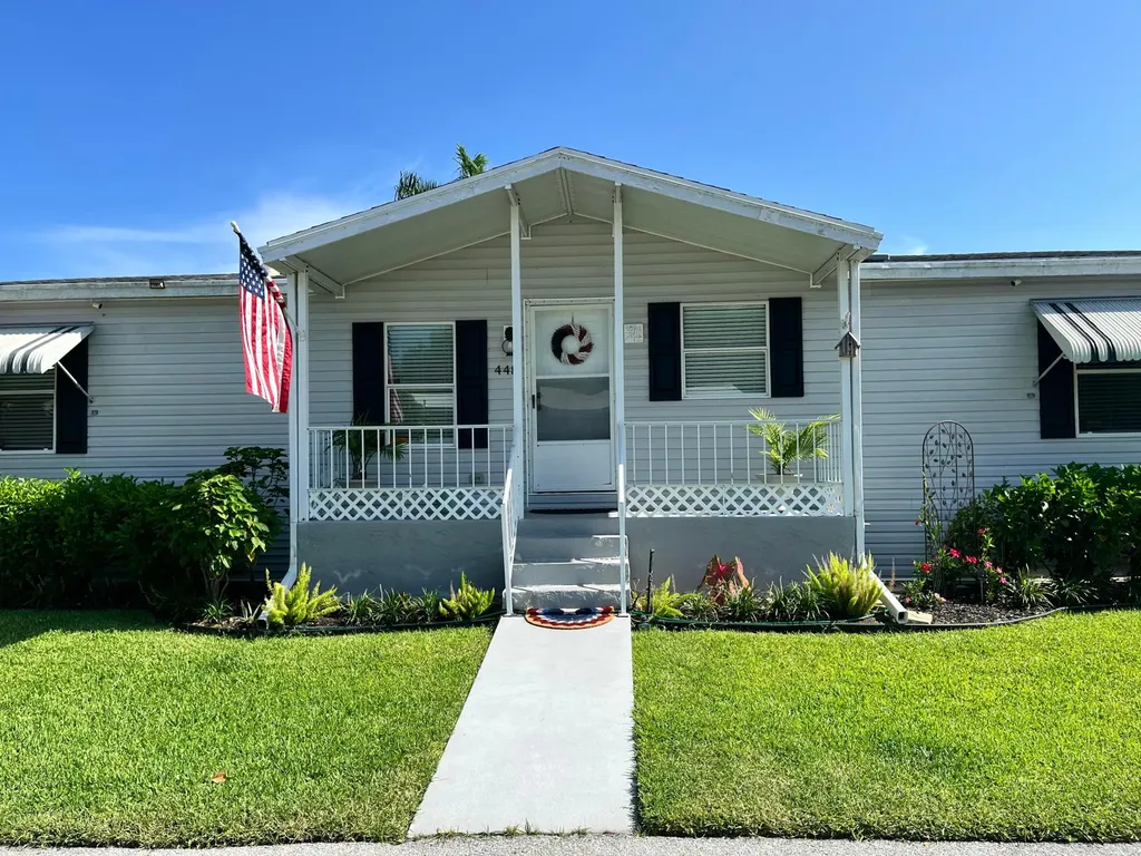 2555 Pga Boulevard Palm Beach Gardens FL 33410