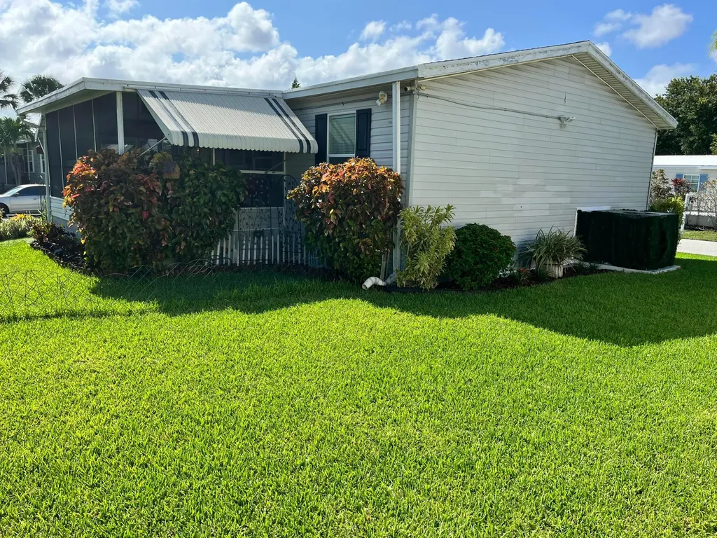 2555 Pga Boulevard Palm Beach Gardens FL 33410