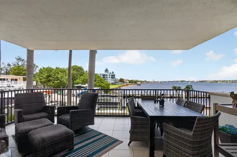 2700 S Federal Highway Boynton Beach FL 33435