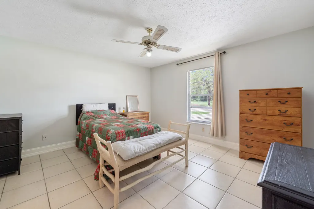 636 SW Eyerly Avenue Port St Lucie FL 34983