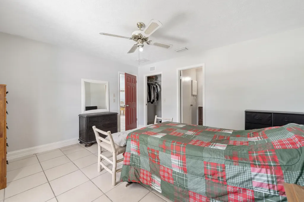 636 SW Eyerly Avenue Port St Lucie FL 34983
