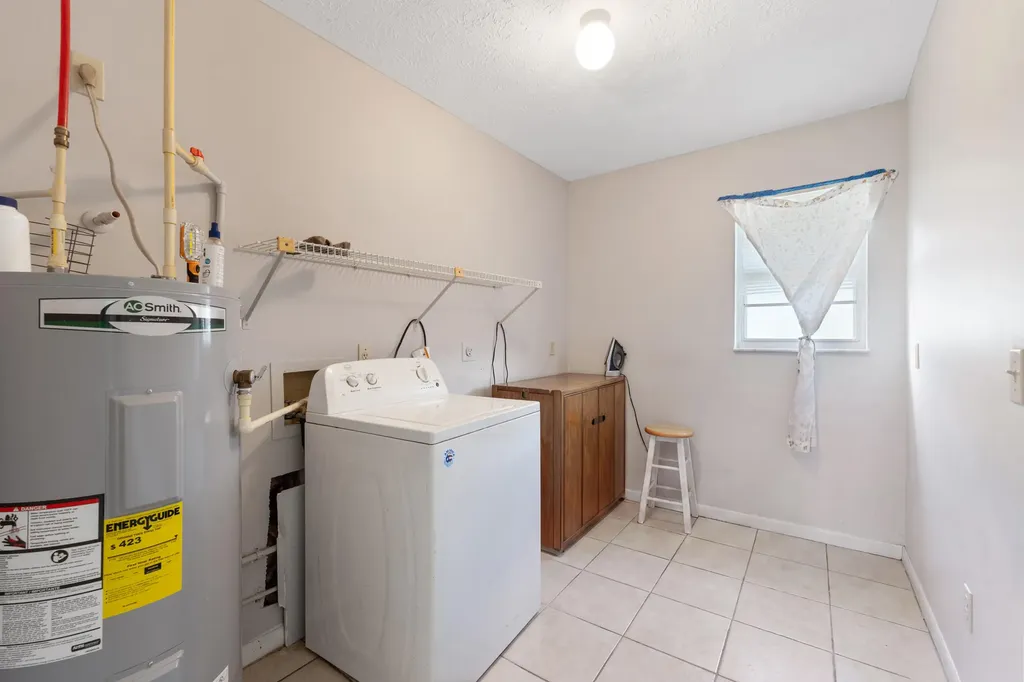 636 SW Eyerly Avenue Port St Lucie FL 34983