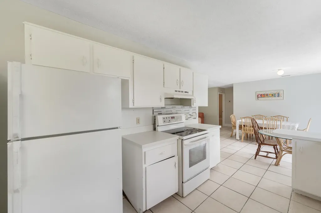 636 SW Eyerly Avenue Port St Lucie FL 34983