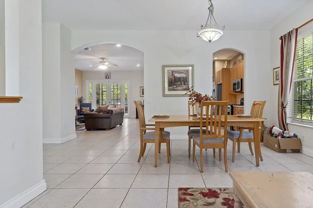 17854 88th Road N The Acreage FL 33470