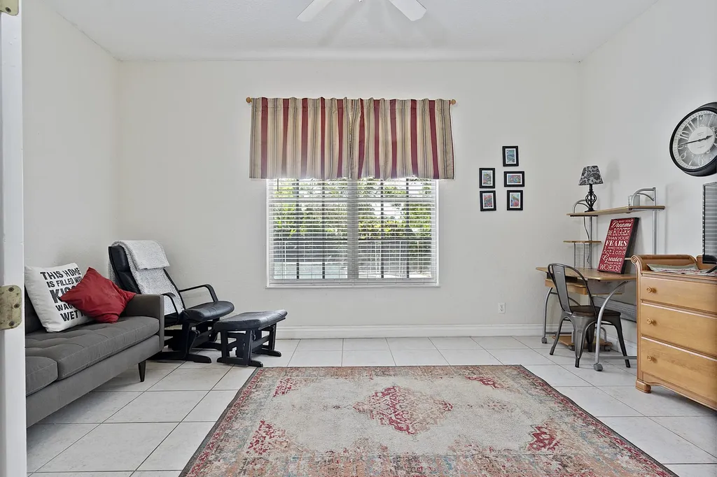 17854 88th Road N The Acreage FL 33470