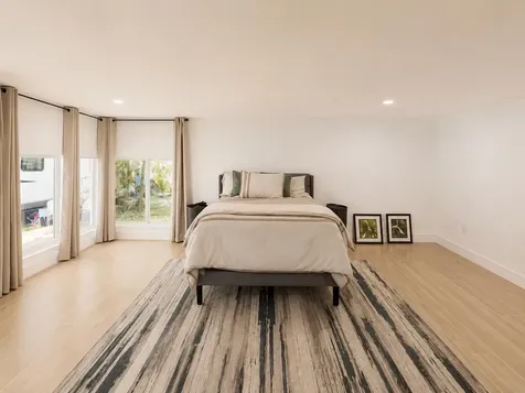 830 NE 135th Street North Miami FL 33161